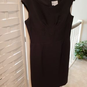 Karin Stevens Sleevless Black dress Sz 12